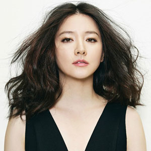 Actress Hot Picturess: Lee Young Ae - Gallery Photo