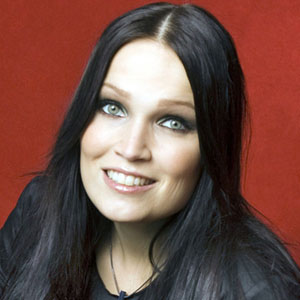 Sängerin tot nightwish Anette Olzon